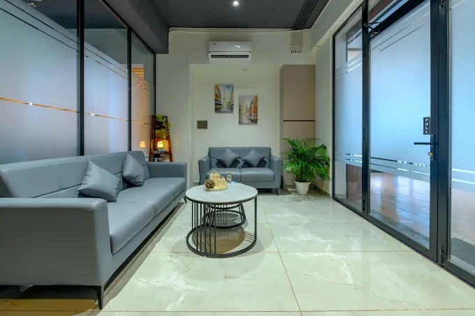 Balcony lounge